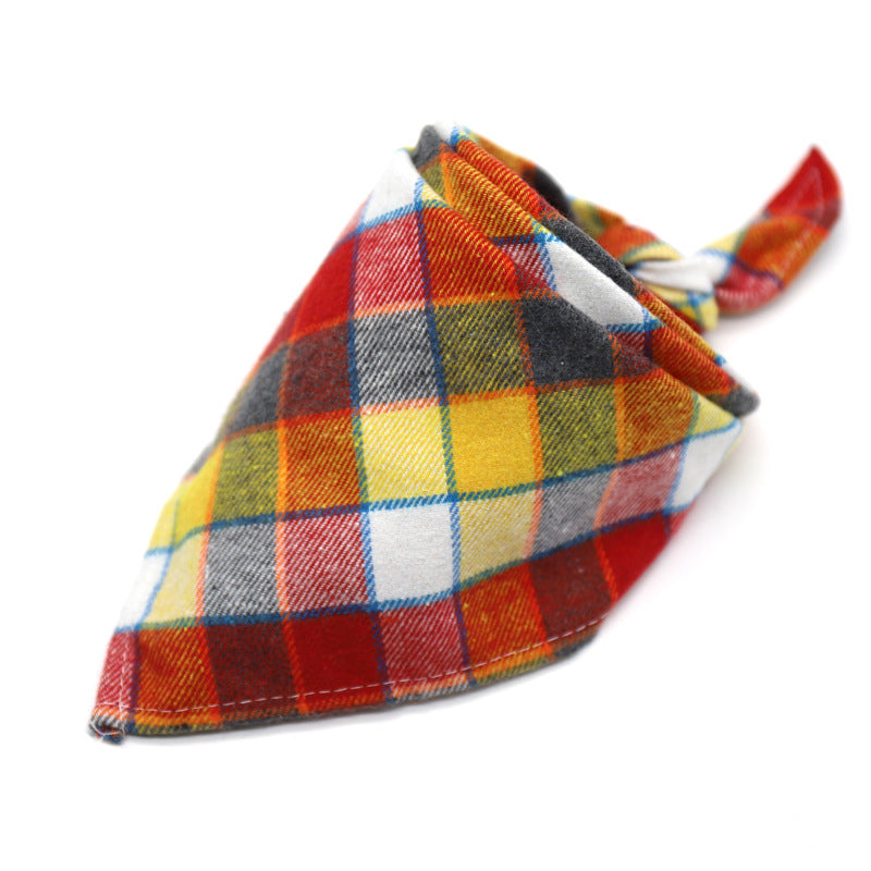 Cotton flannel baby plaid to increase triangle scarf Cotton flannel baby plaid to increase triangle scarf